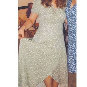 Universal Thread Floral tie dress